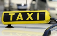 В Германии таксист вернул пожилой паре забытые в машине 250 тысяч евро