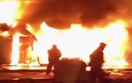 Сгорел дотла. В Киеве пожарные не сумели потушить магазин трикотажа из-за дырявых шлангов