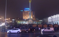 Госавтоинспекция открыла проезд автомобилей по улице Крещатик в Киеве.