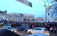 В Киеве десятки автомобилистов заблокировали центр в знак протеста против разгона Евромайдана