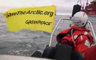  Greenpeace        