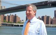 Впервые за 20 лет мэром Нью-Йорка стал демократ