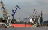 Из-за тумана в Украине с ограничениями работают семь морских портов
