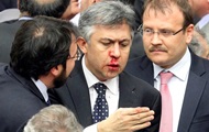 Турецкие депутаты подрались на обсуждении закона о контроле над судьями