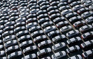 Украина с 14 апреля снизит спецпошлины на легковые авто