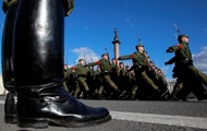Российские военные смогут служить на пять лет дольше