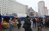 Стихийный рынок на площади Леси Украинки перед ЦИК демонтируют