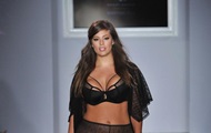 Sports Illustrated ���������� ���� ������ ������ plus-size