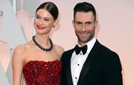 Фронтмен Maroon 5 Адам Левин стал отцом