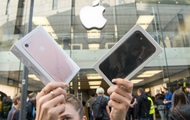 ������� ���� ������ ����� ������ iPhone 7 � �������