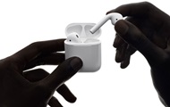 Apple анонсировала старт продаж AirPods