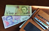 Долги по зарплате превысили два миллиарда