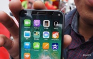 iPhone X обогнал по продажам iPhone 8 за первый уикенд