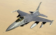 F-16      - 
