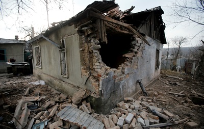 В Донецкой области разгромлен поселок Красный Пахарь