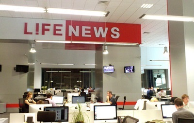 В редакции LifeNews проходит обыск и изъятие документации
