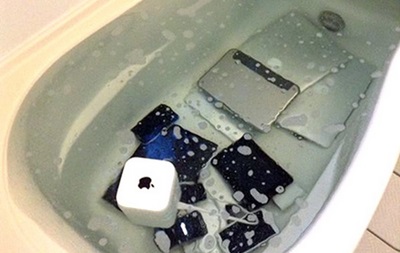 Японка утопила в ванной Apple-гаджеты изменившего ей мужчины
