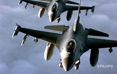 США и коалиция нанесли 24 авиаудара по позициям Исламского государства