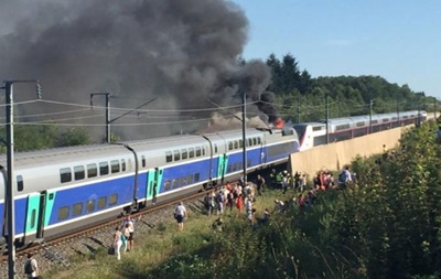 Во Франции на ходу загорелся скоростной поезд