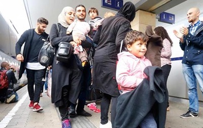 В Германию прибыл первый поезд с беженцами