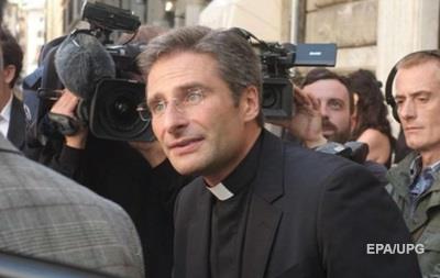 Ватикан осудил признание польского священника в гомосексуальности