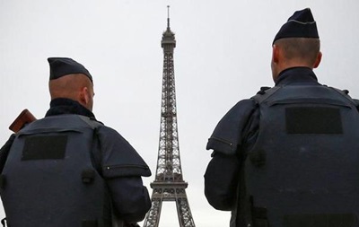 Правительство Франции закрепит режим ЧП в конституции
