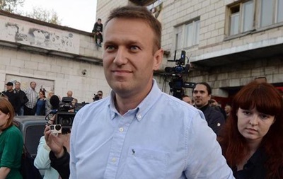 Навального допросили и обыскали по делу о клевете