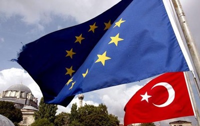 Турция обвинила комиссара ЕС в культурном расизме 