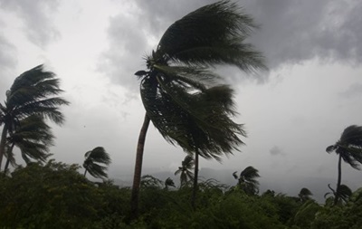 Ураган Николь усилился до опасной категории