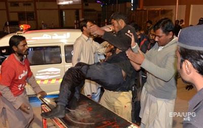  Атака боевиков в Пакистане: 33 погибших
