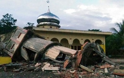 Землетрясение в Индонезии: число жертв превысило 20