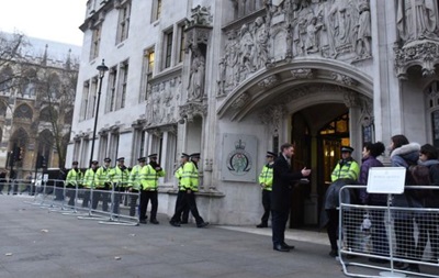 Суд Британии запретил Терезе Мэй запускать Brexit