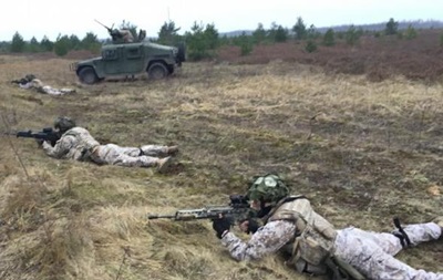 Президент Латвии призвал НАТО искать диалога с Москвой