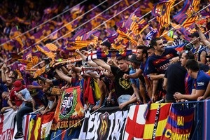 Барселона відзвітувала про рекордні доходи за рік