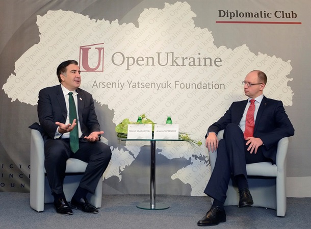 Саакашвили vs Яценюк: конфликт нарастает