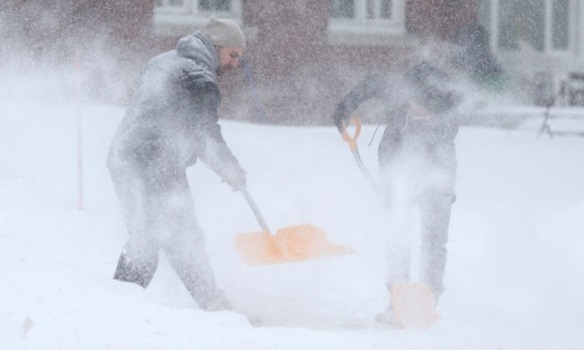 Оттаву накрыл рекордный за 70 лет снегопад