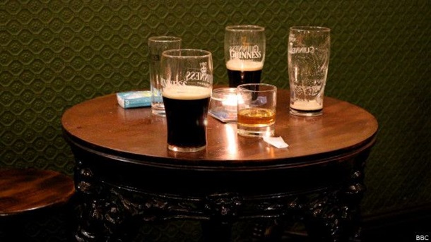 Британцы выпивают недельную норму алкоголя за день