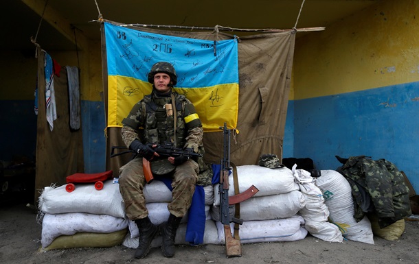 Сепаратисты в Киеве и штурм донецкого аэропорта. Главные видео недели