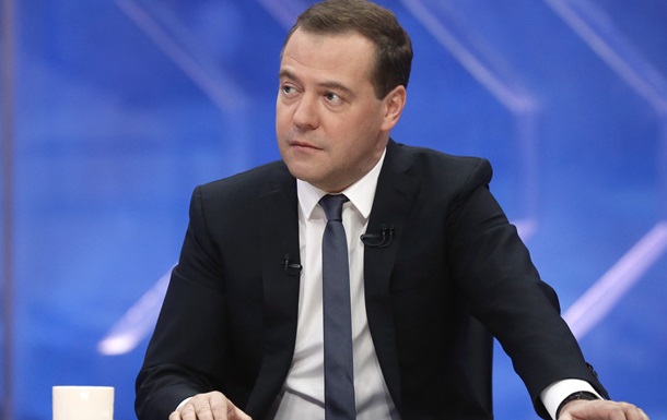Россия будет реагировать на вступление Украины в НАТО - Медведев