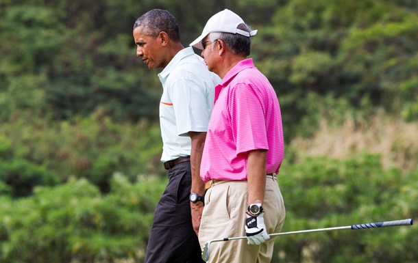 Малазийцы раскритиковали своего премьера за игру в гольф с Обамой