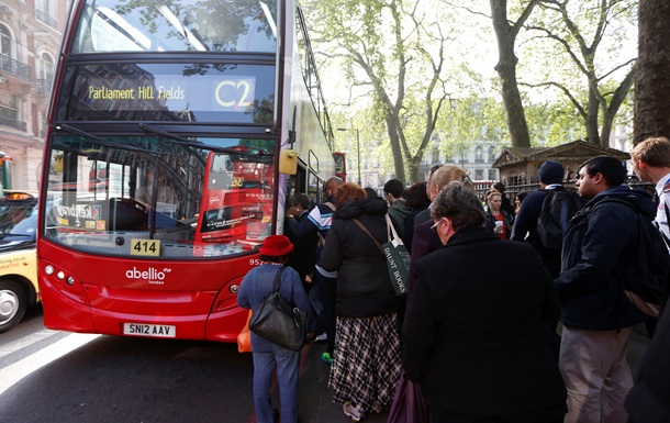 В Лондоне началась забастовка водителей автобусов
