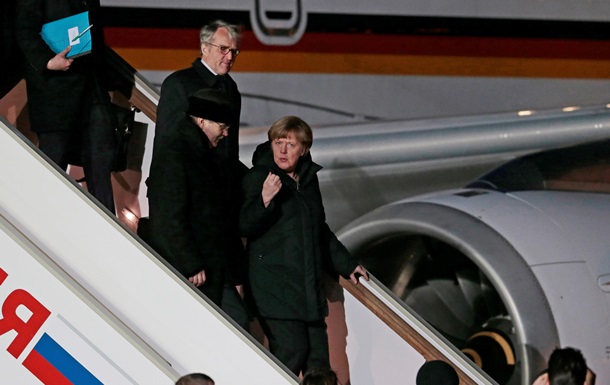 Меркель и Олланд прибыли в Москву