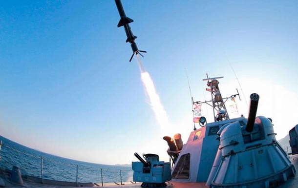 Северная Корея провела новые испытания ракет малой дальности