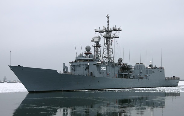 Два корабля ВМС Польши столкнулись в Балтийском море
