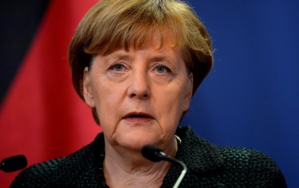 Меркель не исключает новых санкций против России 