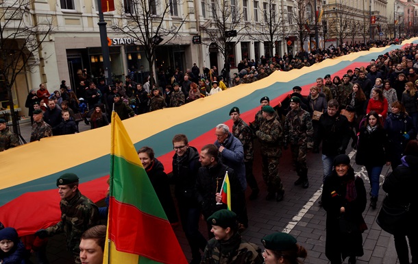 В Литве во время празднования Дня независимости упомянули Путина 
