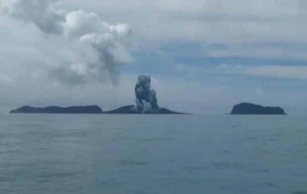 Извержение вулкана сформировало новый остров