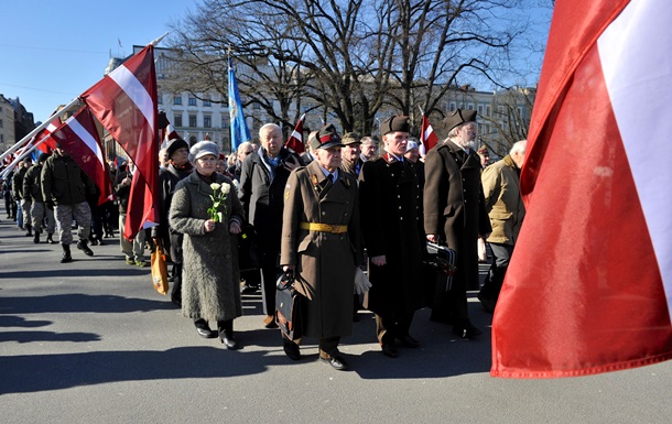 В Риге прошли шествие памяти легионеров Ваффен-СС и акция антифашистов