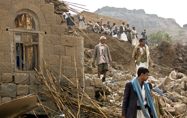 Йемен обвинил РФ в поставках оружия повстанцам. Москва отрицает