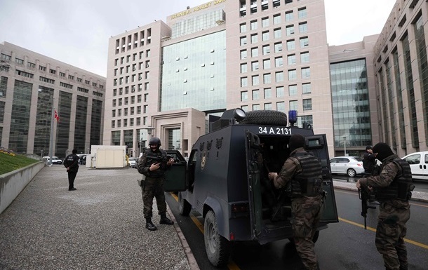 За шпионаж в Турции арестовали 34 военных
